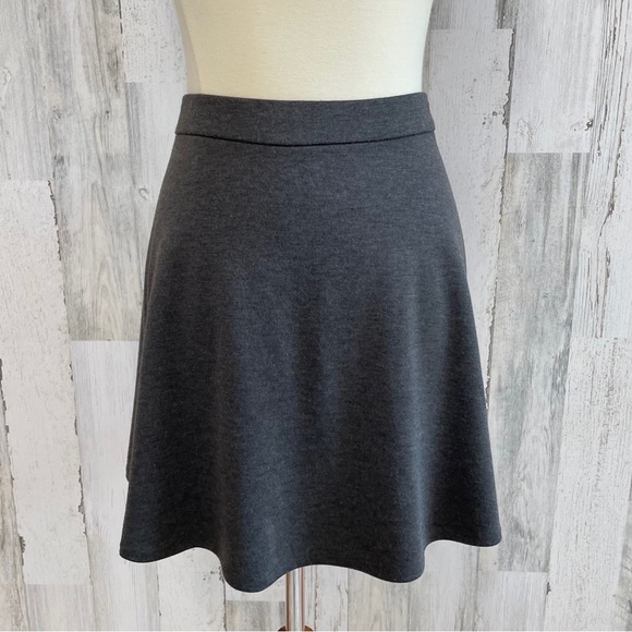 Outback Red Casual Skirt - Picture 2 of 8